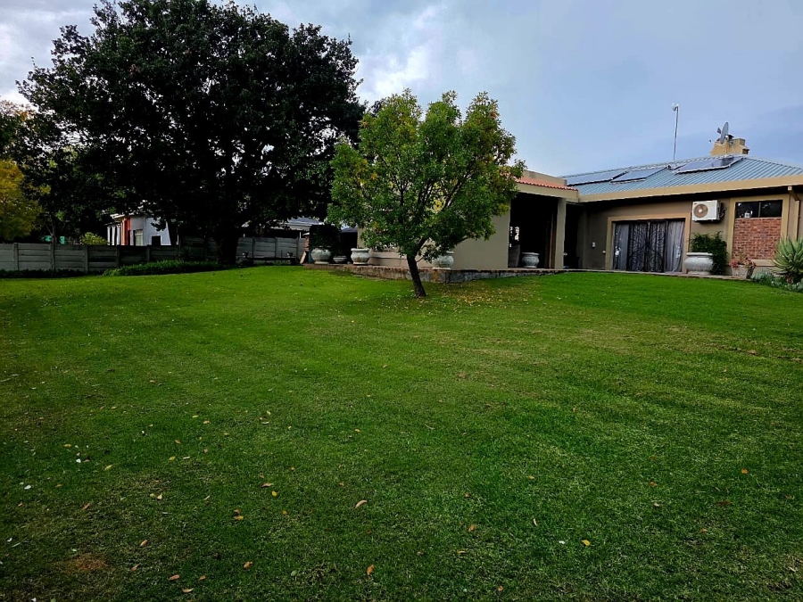 3 Bedroom Property for Sale in Wilgenhof Free State